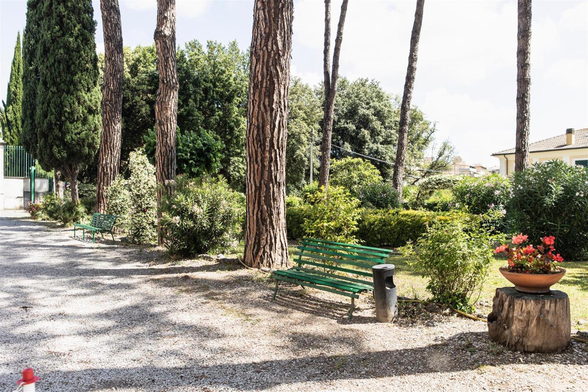 San Luigi - Residenza Gemelli Hotel Rome Bagian luar foto