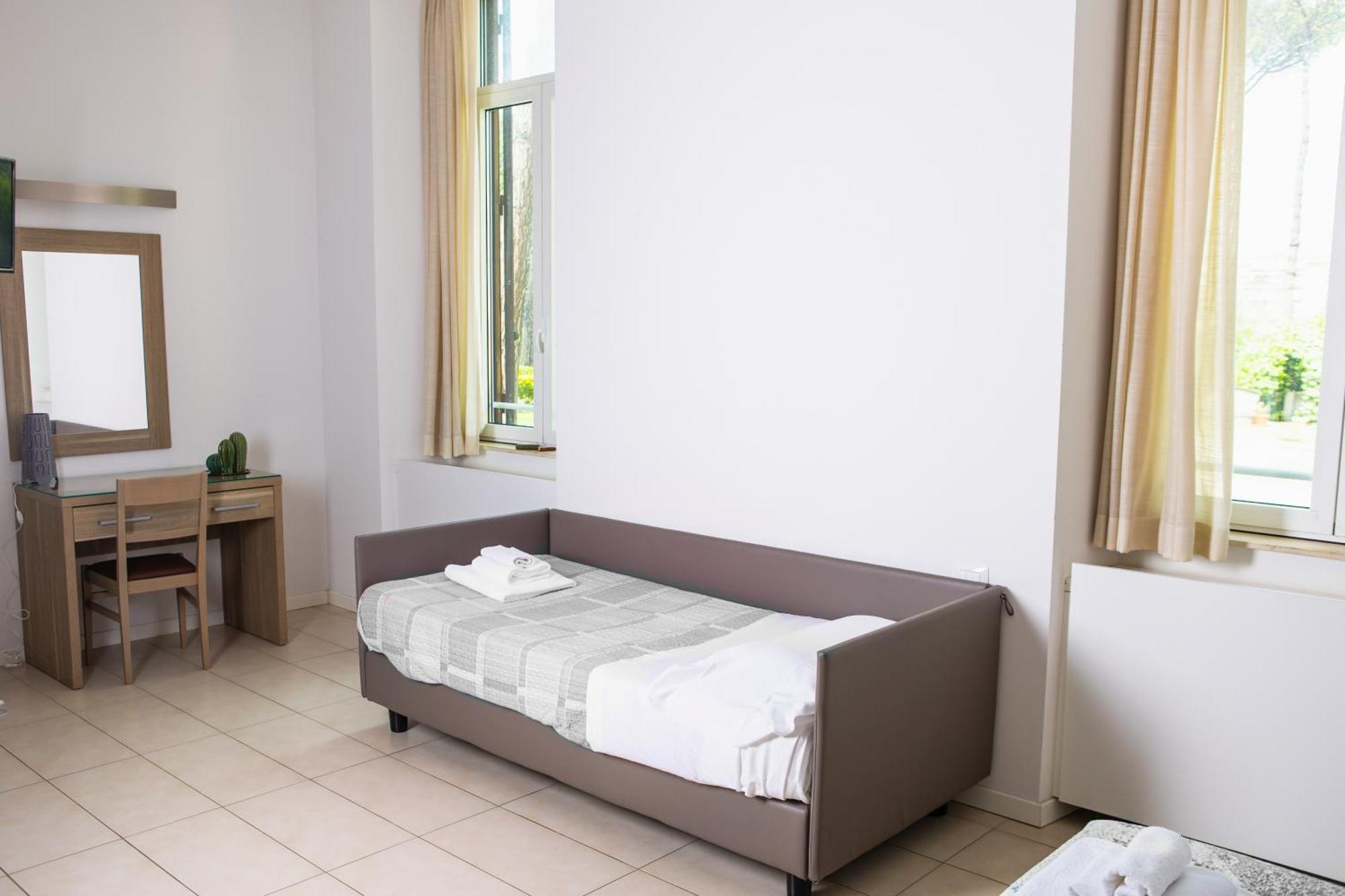 San Luigi - Residenza Gemelli Hotel Rome Bagian luar foto