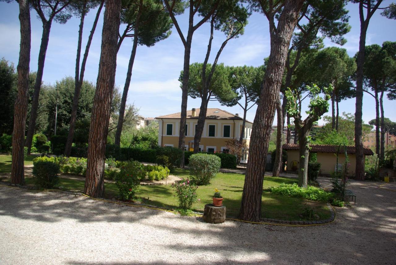 San Luigi - Residenza Gemelli Hotel Rome Bagian luar foto